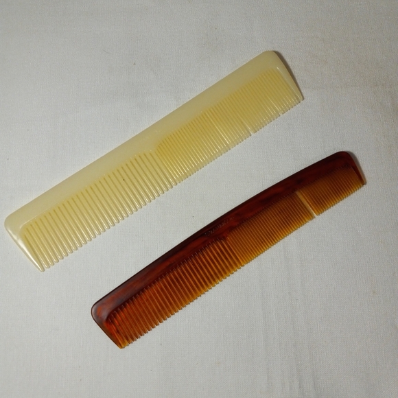 2 Vintage Stanley Combs Tortoise Shell and Cream - Picture 1 of 7